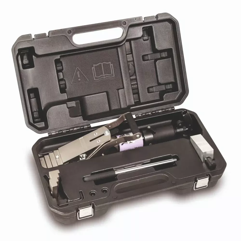 Yale Hydraulic Wedge With Integral Pump